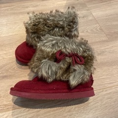 H&Mムートンブーツ　15センチの画像