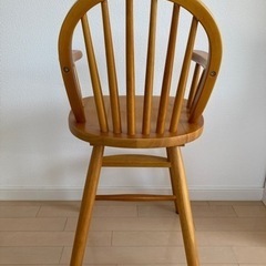 子ども用椅子の画像