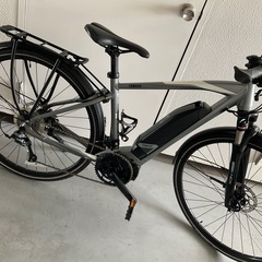電動アシスト自転車　クロスバイク