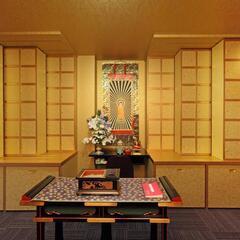納骨３万円（3寸壺）から１０万円、２０万円、３０万円、５０万円あります。合祀はしません！永代経（毎日3回お参りしてます）１０万円掛かります。それ以外は来館おりにのお経お布施１０００円です。 - 金沢市