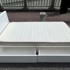 ￥7700(税込) 引き出し付き　シングル　ベッドフレーム＋マッ...