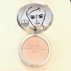 美品 GUERLAIN メテオリット ハートシェイプ フェイスチークカラーの画像