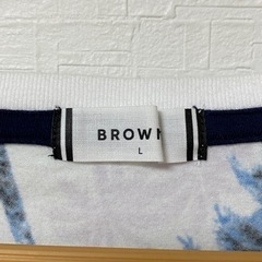 ヤシの木柄Tシャツの画像