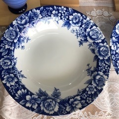 未使用品　洋皿　カレー皿　2点　湯呑み　5点　セット　TABLE COLLECTION   箱入り　お買得　おすすめ‼︎   早いもの勝ち‼︎の画像