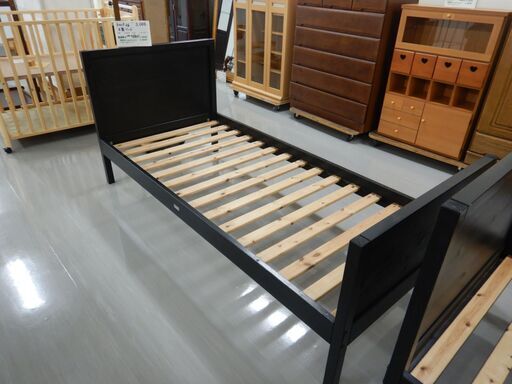 木製ベッド（R407-26, R408-23）
