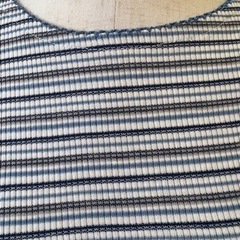 Ｔシャツ２点で100円の画像