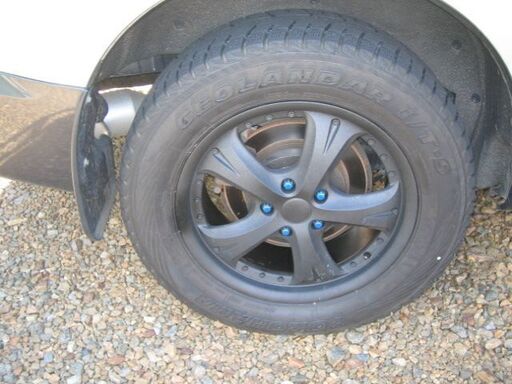 チッピングで格好いいです　ヨコハマ　ジオランダー　セダン　ミニバン　SUV　スタッドレス　アルミ　4本セット　デリカ　ハリアー　ベルファイヤー　アルファード　RAV4　ミニバン　SUV