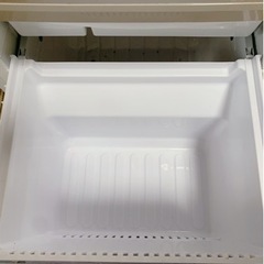シャープ【冷蔵庫】プラズマクラスター付き！ドア開閉向き変更可能！2ドアの画像