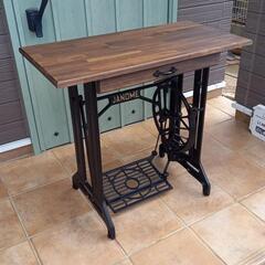 アンティークミシンテーブル JANOME