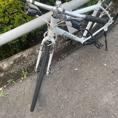 リサイクルショップどりーむ鹿大前店　No３８２　自転車　クロスバイク　GIANT　ジャイアント　エスケープ　R3　白　ギア前後切替付き　超大人気商品です♪の画像
