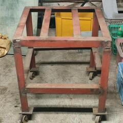 取引中　鉄骨製　作業台　作業台車　61x61　高70　キャスター...