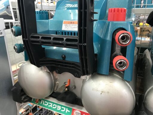 ?超大幅値下げしました！！?✨マキタ　中古品　AC461XL　コンプレッサー　11L✨うるま市田場✨