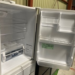 大阪限定○配送無料○2018年○HITACHI○R-S4000H(XW)○冷蔵庫