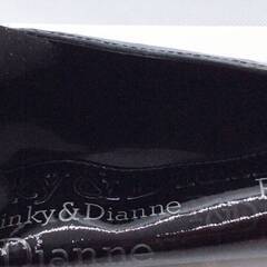 PINKY & DIANNE ピンキー＆ダイアン エナメル レザー ロゴ型押し 長財布 ブラック 黒 中古品の画像