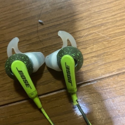 BOSSイヤホン線