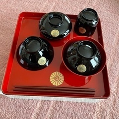 お食い初め食器とスタイ