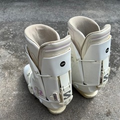 サロモン　SALOMON スキーブーツ 23cmの画像