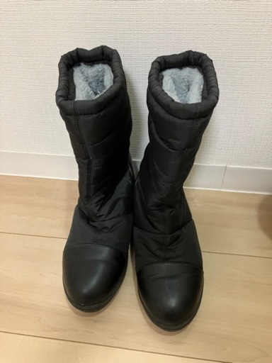 値下げ・ラストチャンス　ほぼ新品　雪用靴(男性・女性・子供セットでもなる)