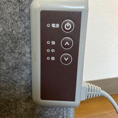 遠赤外線　デスクヒーター　パネル式　タイマー付きの画像