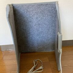 遠赤外線　デスクヒーター　パネル式　タイマー付き