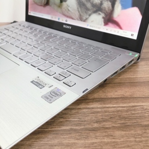 SSD搭載⭐︎薄軽ハイグレード⭐︎タッチパネルでキーボードヒカリます