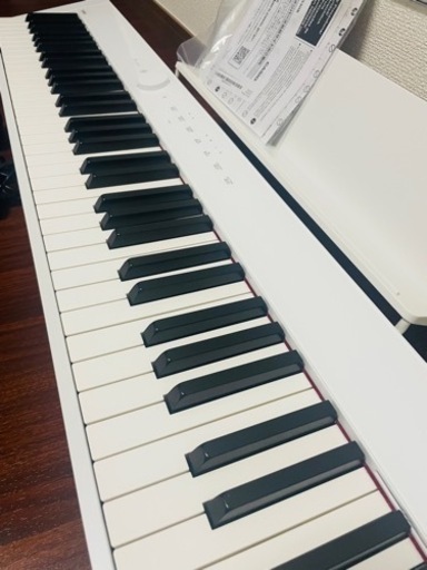 電子ピアノ　CASIO privia PX-S1000WE