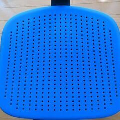 IKEAの椅子　ALRIKの画像
