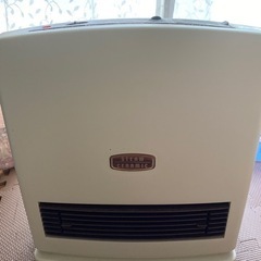 スチーム付き電気暖房器具