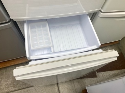 SHARP どっちもドア sj-d14c-w 137L 冷蔵庫 学生 一人暮らし 中古 2016 