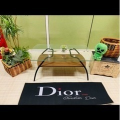 茶色のガラステーブル！