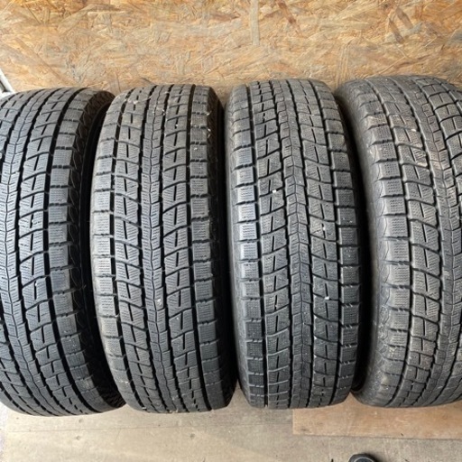 バリ山　DUNLOP SJ8 225/65R17 スタッドレス  タイヤ　2018年製　17インチ