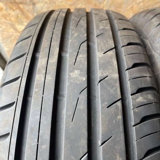 バリ山　TOYO PROXES CF2 SUV 215/70R16 夏タイヤ　2016年製　16インチ