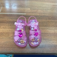 18センチ　女の子のサンダル　靴