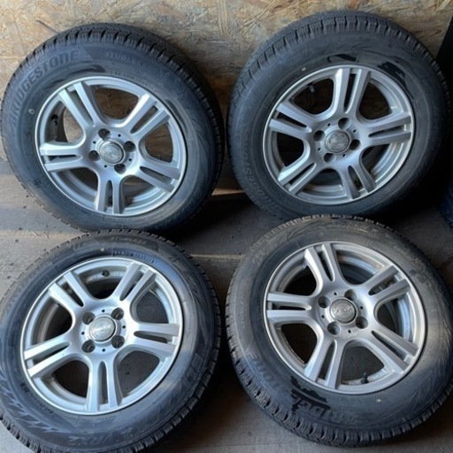 極上タイヤ　BRIDGESTONE ブリヂストン　ブリジストン　VRX2 175/65R14 スタッドレス タイヤ　2019年製　アルミホイール付き　14インチ