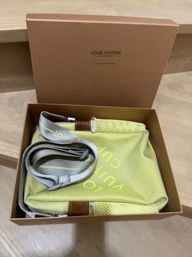 中古 箱付 ルイヴィトン LVカップ 2002ウェザリー イエロー M80636