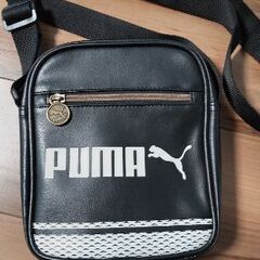 puma　ショルダーバッグ