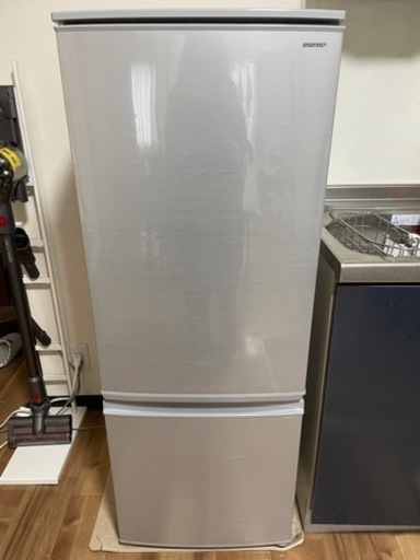 【受け渡し決まりました】SHARP 冷蔵庫　2ドア　167L SJ D17D 一人暮らし