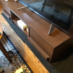 テレビ台(組み立て品)