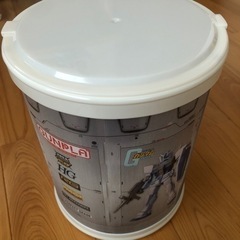 ガンダム　ラウンドボックス　容器のみの画像
