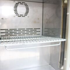 【神奈川pay可】026) 冷蔵庫 LIEBHERR STYLE COOLER SMALL リープヘル ミニ冷蔵庫 業務用 卓上冷蔵庫 Red Bullロゴ入りの画像
