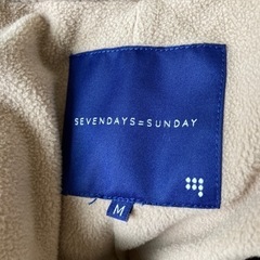 レディースコートの画像