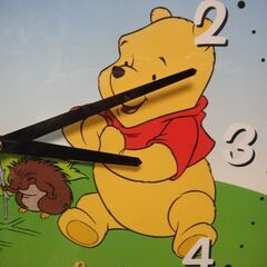 セール中につき、通常特価4,378円より20％引きの3,502円!　プーさん掛け時計　大　掛時計　の画像