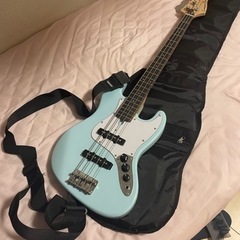 エレキベース