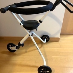 ♪美品♪軽量折りたたみベビーカー　本体2.2キロ　説明書付きの画像