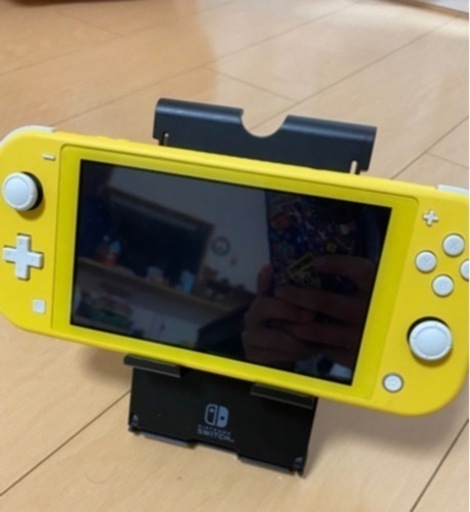 【最終値下げ】Nintendo Switch light（あつ森、スプラトゥーン）