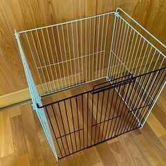 ストーブガード柵の画像