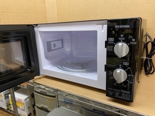I651 ★ 2021年製！ 美品！ アイリスオーヤマ  電子レンジ 700Ｗ ★ 2021年製 ⭐動作確認済 ⭐クリーニング済