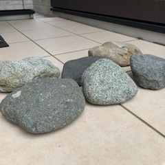 【お引取り限定】庭石(6個)の画像