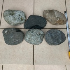 【お引取り限定】庭石(6個)の画像