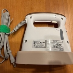 《Panasonic》スチームアイロンの画像
